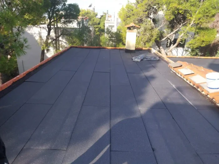 Ασφαλτόπανο σε ταράτσα για 50% Οικονομία σε ρεύμα και πετρέλαιο